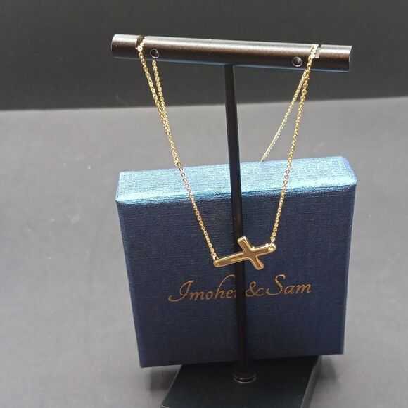 Dainty Simple Cross Necklace By Imohen & Sam New In Box - Picture 1 of 7